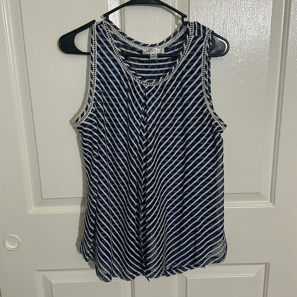 Studio women’s‎ striped sleeveless blouse. Size PL excellent condition